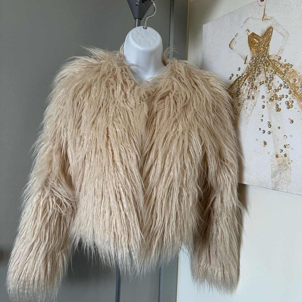 Dynamite Faux Fur Jacket in Ivory